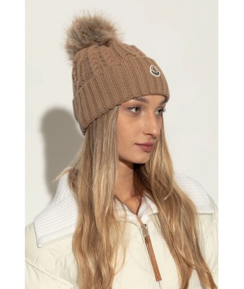 MONCLER - Bonnet à pompon camel sélection de produits