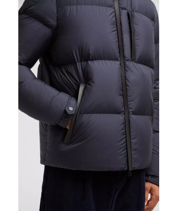 MONCLER- Doudoune courte Besbre en stock