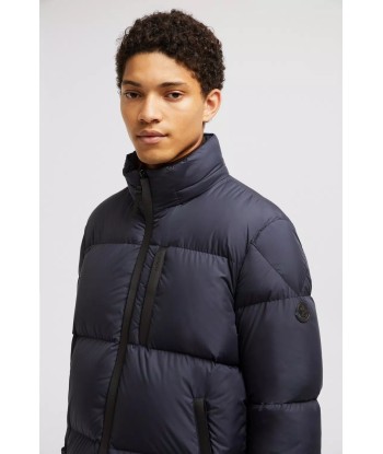 MONCLER- Doudoune courte Besbre en stock